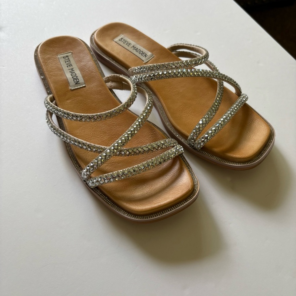 Steve Madden Silver Tan Strappy Sandals